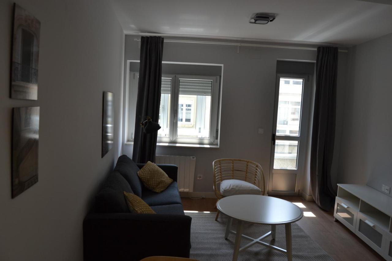 Inmoinsuas Yoana Home Sarria Extérieur photo